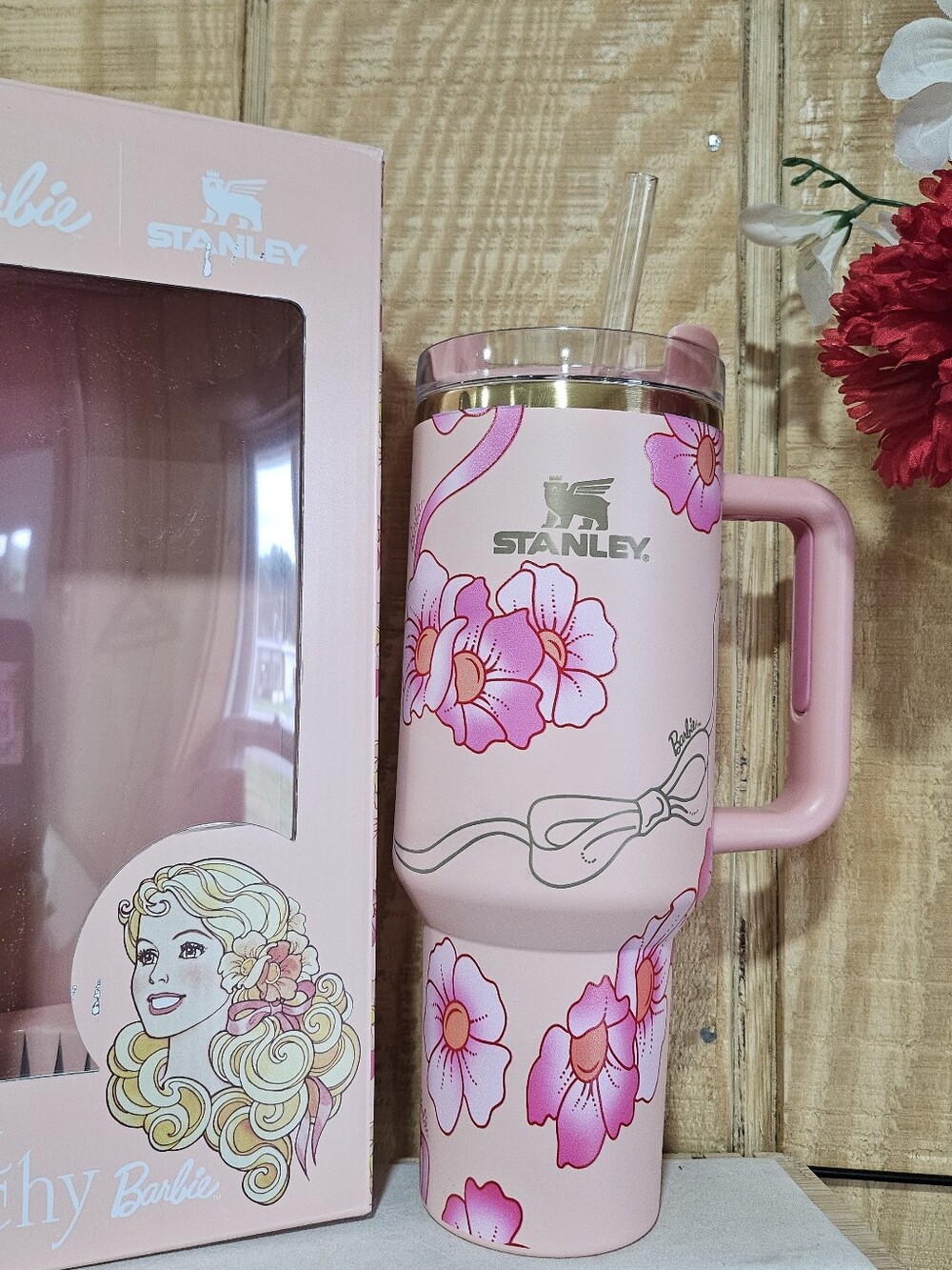 Stanley 40oz Quencher Tumbler - Picture 4 of 6